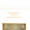 Bolso de mano Hermes Kelly 32 cm en cuero blanco - Detail D4 thumbnail