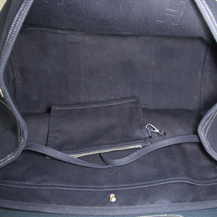 Hermès Valparaiso travel bag in blue canvas and blue leather - Detail D2