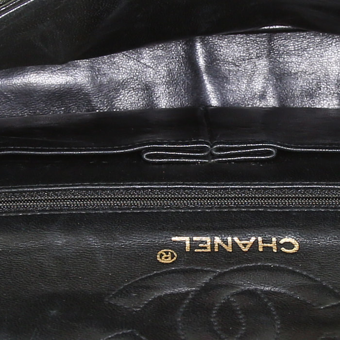 Bolso Chanel Timeless en cocodrilo negro - Detail D3