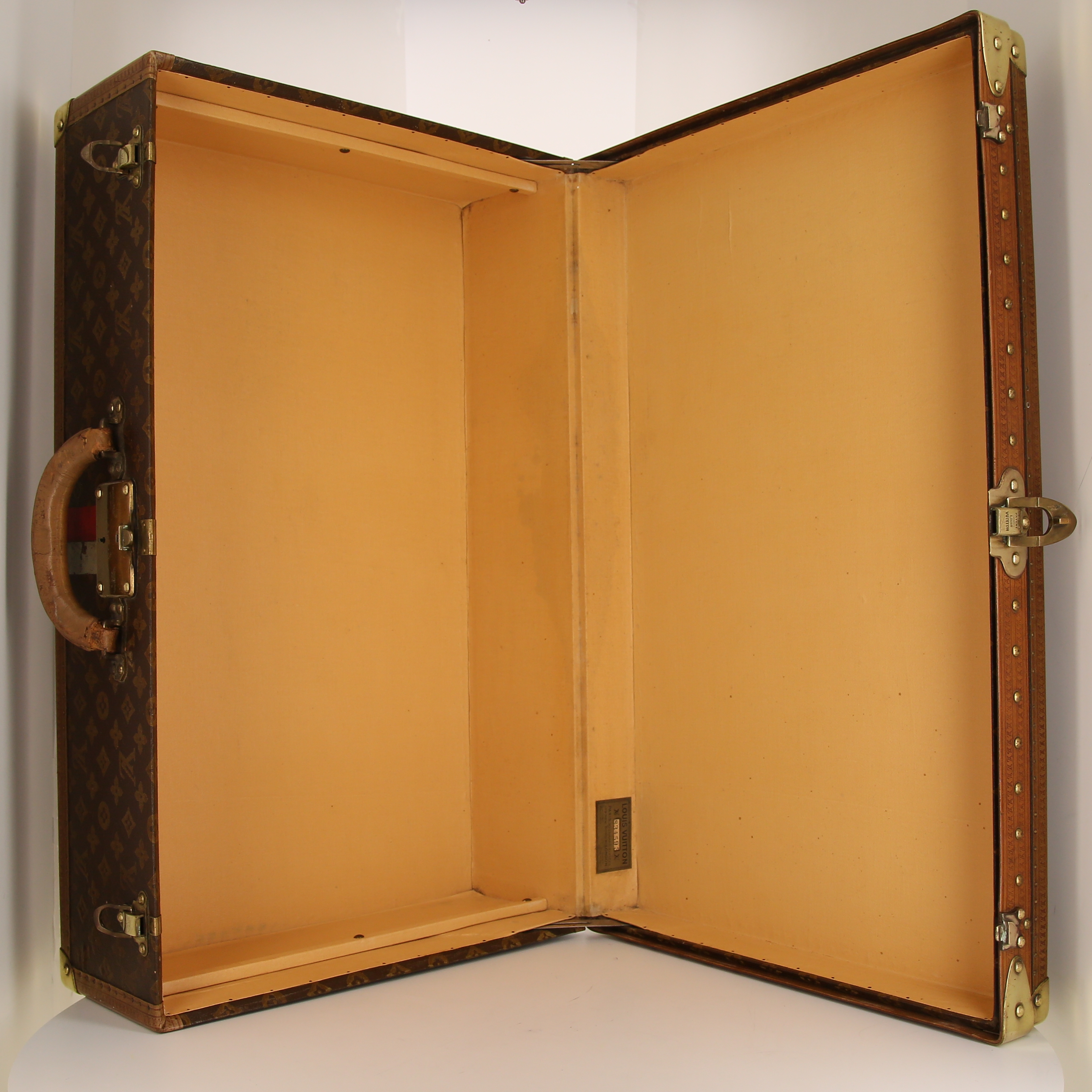 Valise Louis Vuitton Alzer en toile monogram et cuir naturel - Detail D4