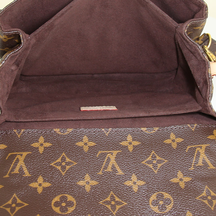 Bolso bandolera Louis Vuitton Metis en lona Monogram marrón y cuero natural - Detail D3