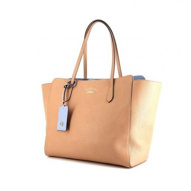Gucci Swing shopping bag in beige grained leather