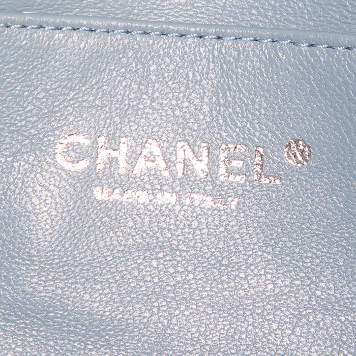 Sac à main Chanel Timeless petit modèle en sequin dégradé bleu - Detail D3