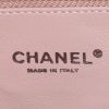 Zaino Chanel Sac à dos in paillettes rosa grigie e gialle - Detail D3 thumbnail