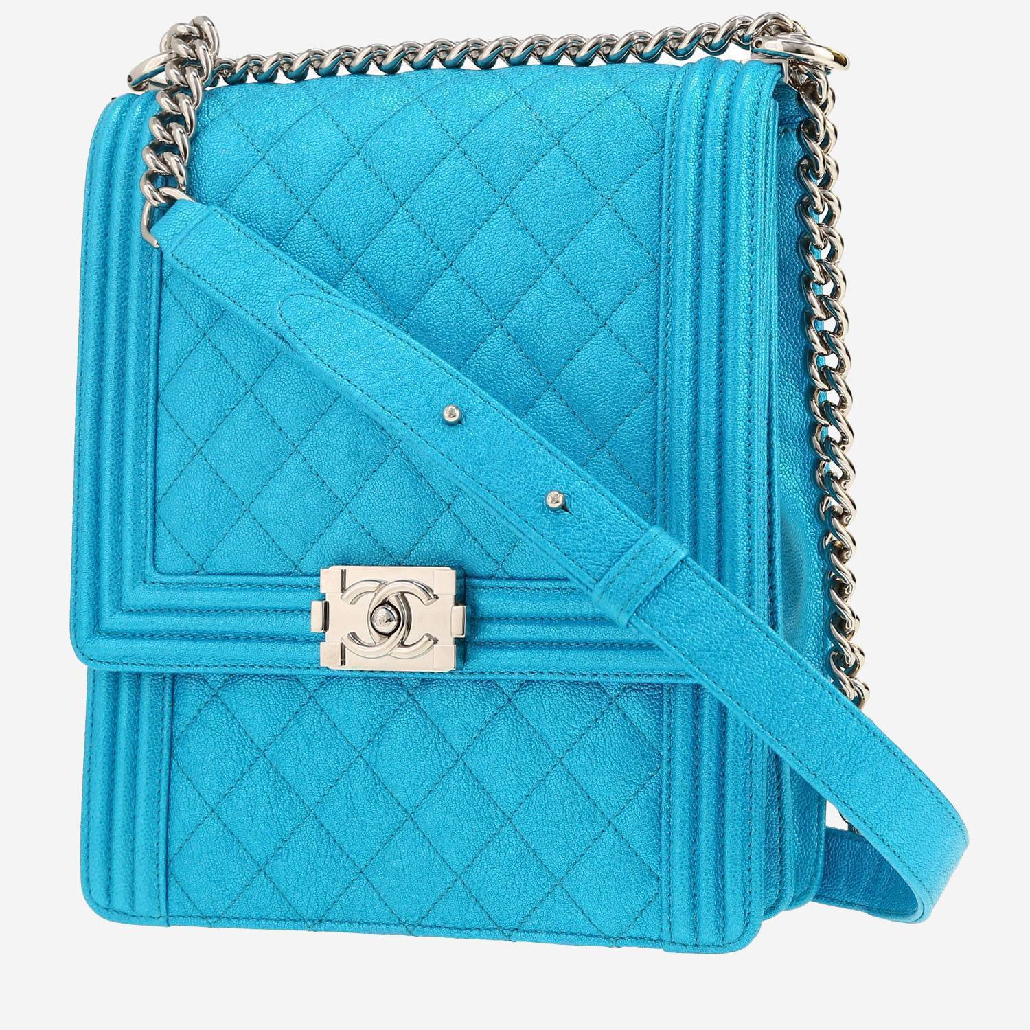 Sac bandoulière Chanel Boy en cuir matelassé bleu