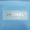 Sac à main Chanel Timeless en toile multicolore rouge-orangé beige et bleue - Detail D4 thumbnail