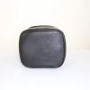 Chanel Vanity vanity case in black leather - Detail D4 thumbnail