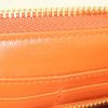 Miu Miu Matelassé wallet in orange leather - Detail D3 thumbnail