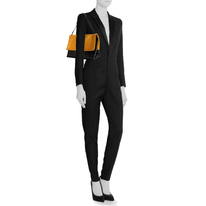 Celine All Soft shoulder bag in yellow suede and black leather - Detail D1