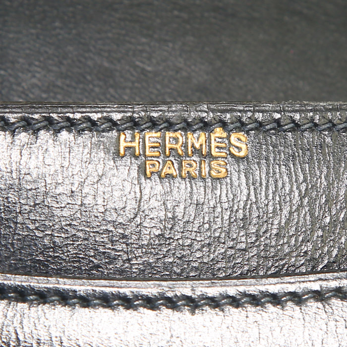 Bolso de mano Hermes Ring en cuero box azul marino - Detail D3