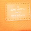Louis Vuitton Mandara shoulder bag in orange epi leather - Detail D3 thumbnail