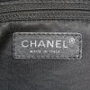 Chanel Grand Shopping handbag in black quilted grained leather - Detail D3 thumbnail
