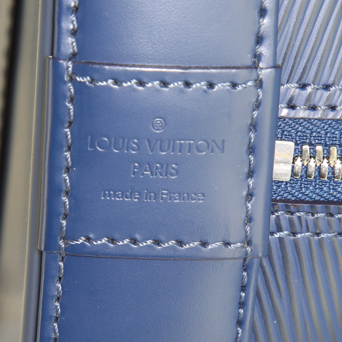 Louis Vuitton Alma large model handbag in blue epi leather - Detail D3
