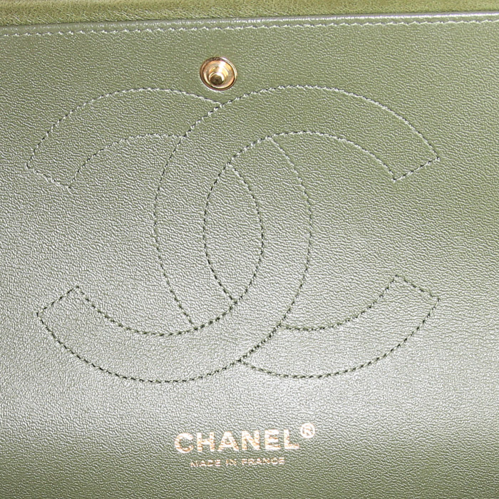 Bolso de mano Chanel en cuero acolchado tricolor verde aceituna, marrón y verde anís - Detail D4