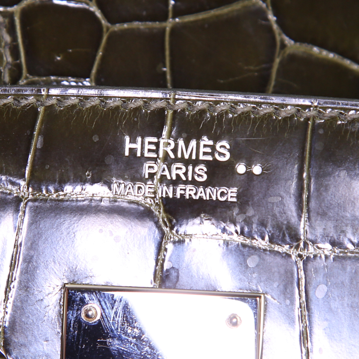 Hermes Birkin 30 cm handbag in green Chartreuse crocodile - Detail D4