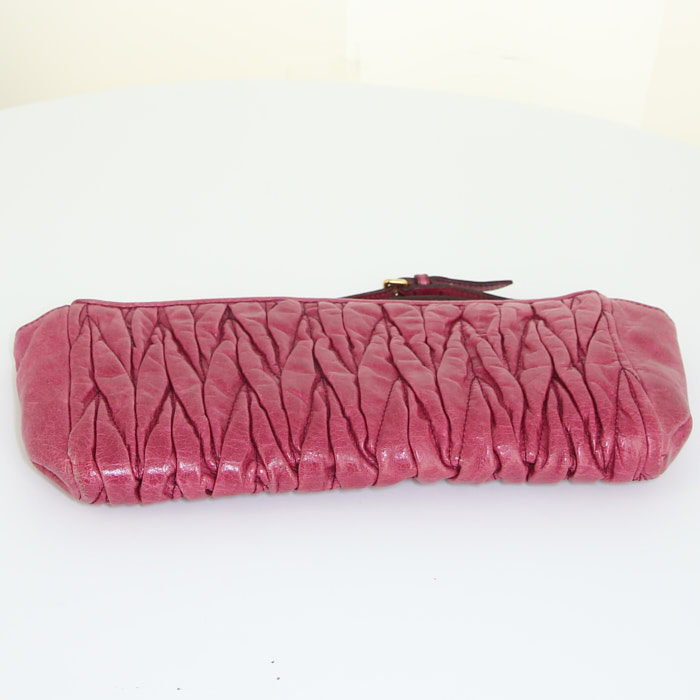【関税&送料込】Miu Miu Pochette In Pelle Bags, Clutches, Mini Bags & Handbags for Women | Miu Miu