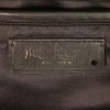 Bolso de mano Saint Laurent en cuero granulado negro - Detail D3 thumbnail