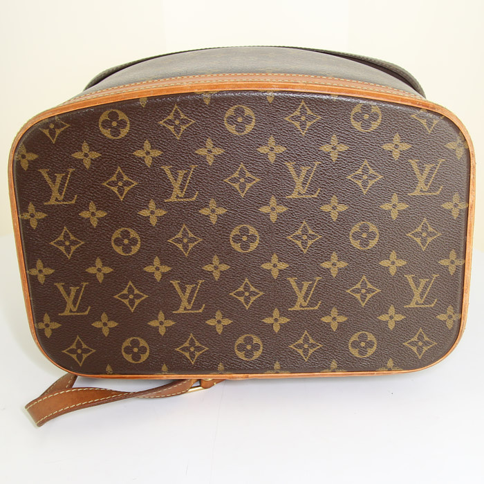 Vanity Louis Vuitton Cannes en lona Monogram y cuero natural - Detail D5