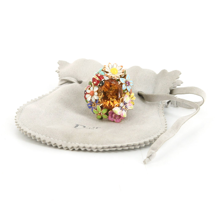 Bague Dior Diorette grand modèle en or jaune,  émail et saphirs de couleur - Detail D3