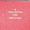 Borsa a spalla Louis Vuitton Olympe in tela monogram cerata e pelle rossa - Detail D3 thumbnail