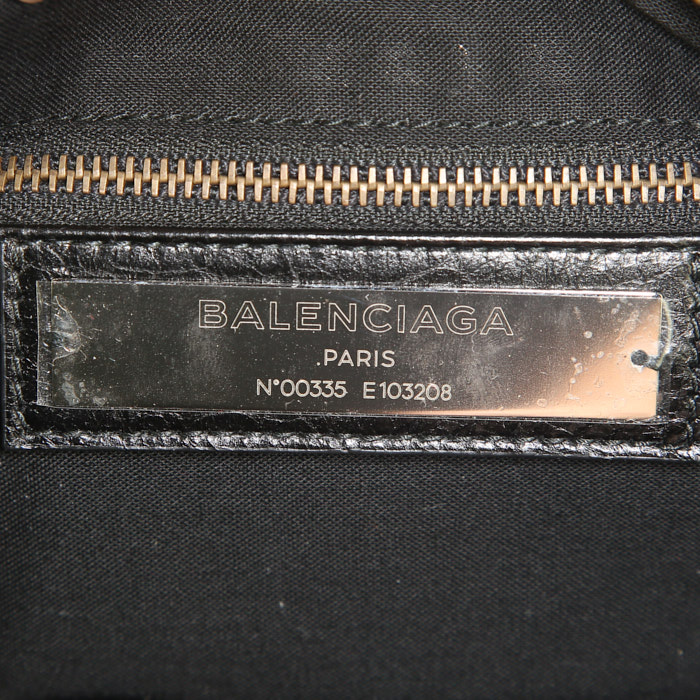 Balenciaga Mini City  shoulder bag in black burnished style leather - Detail D4