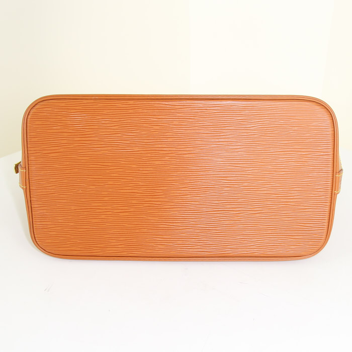 Louis Vuitton Alma handbag in brown epi leather - Detail D4