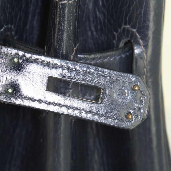 Hermes Kelly 32 cm handbag in navy blue box leather - Detail D5