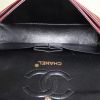 Sac à main Chanel Timeless en cuir matelassé bordeaux - Detail D3 thumbnail