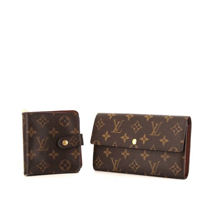 Louis Vuitton wallet in monogram canvas