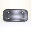 Bolso de mano Louis Vuitton Alma en cuero Epi negro - Detail D4 thumbnail