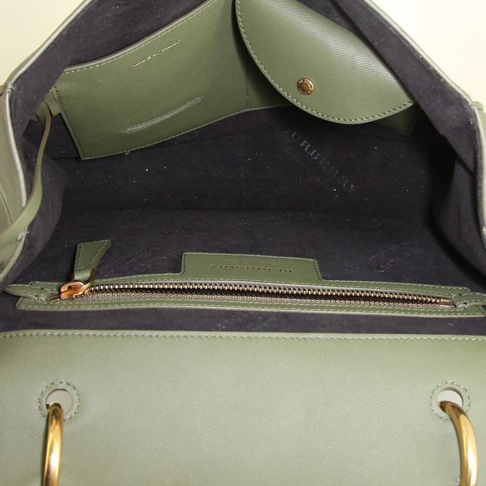 Borsa Burberry DK88 modello medio in pelle bicolore verde kaki e rosa - Detail D3