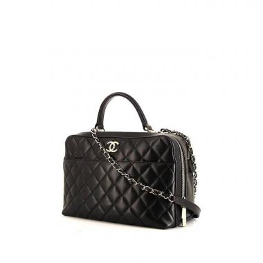 Bolso Chanel Bowling en cuero acolchado negro