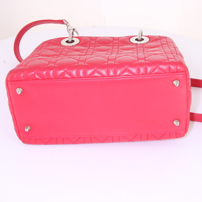Borsa Dior Lady Dior modello medio in pelle cannage rossa - Detail D5