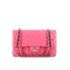 Bolso de mano Chanel Timeless en cuero acolchado rosa - 360 thumbnail