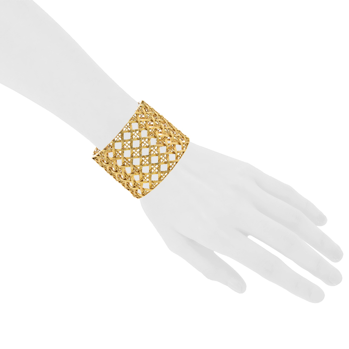 Bracelet manchette ouvert Dior My Dior en or jaune - Detail D1