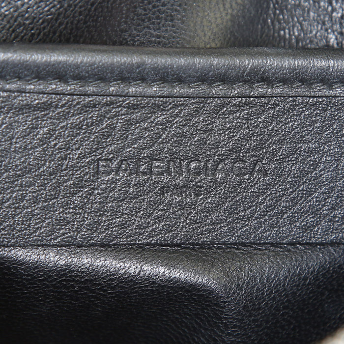 Pochette Balenciaga in pelle martellata nera - Detail D3