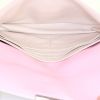 Dior Diorling shoulder bag in pink and beige grained leather - Detail D2 thumbnail