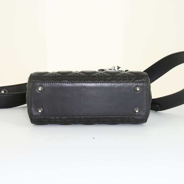 Dior Lady Dior small model shoulder bag in black leather cannage - Detail D5