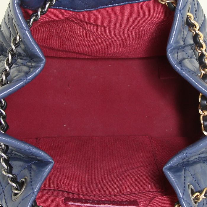 Chanel Gabrielle  backpack in blue and black leather - Detail D2