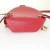 Louis Vuitton Mabillon backpack in red epi leather - Detail D4 thumbnail