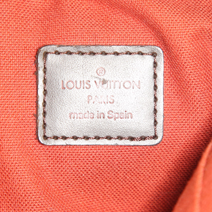 Pochette Louis Vuitton Geronimosx in tela cerata con motivo a scacchi e pelle marrone - Detail D3