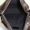 Louis Vuitton shoulder bag in brown monogram leather - Detail D2 thumbnail