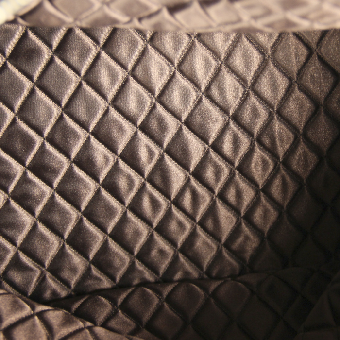 Sac à main Chanel Bowling en cuir box marron - Detail D5