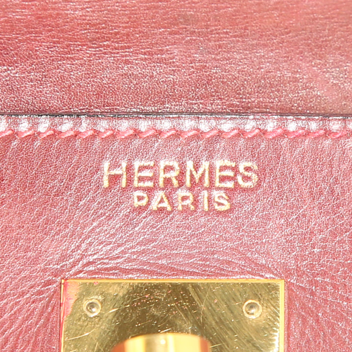 Sac à main Hermes Kelly 35 cm en cuir box bordeaux - Detail D3