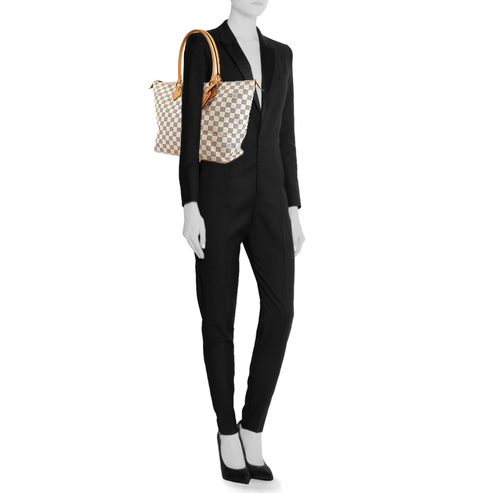 Louis Vuitton Saleya medium model shopping bag in azur damier canvas and natural leather - Detail D1