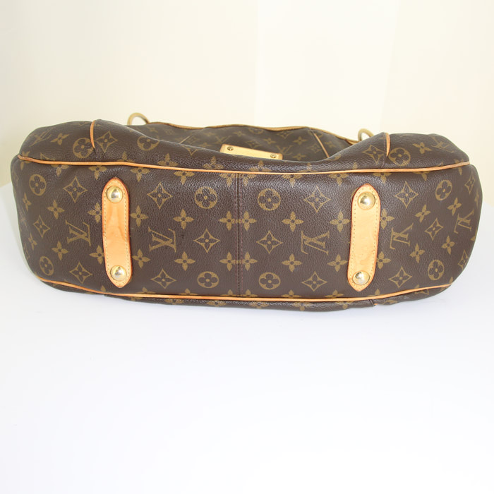 Sac à main Louis Vuitton Galliera grand modèle en toile monogram et cuir naturel - Detail D4