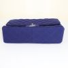 Bolso Chanel Timeless jumbo en lona acolchada azul - Detail D5 thumbnail