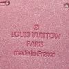 Pochette Louis Vuitton en cuir verni monogram violet - Detail D3 thumbnail