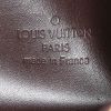 Pochette Louis Vuitton Rodeo Drive en cuir verni monogram violet - Detail D3 thumbnail
