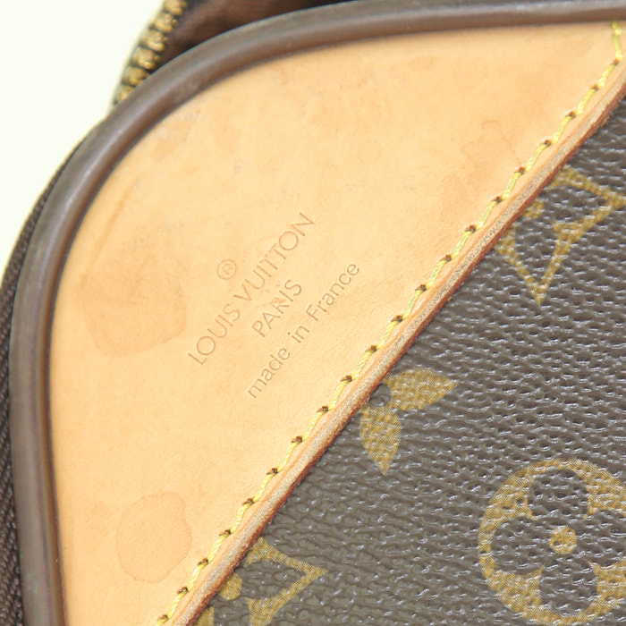 Maleta Louis Vuitton en lona Monogram y cuero natural - Detail D3
